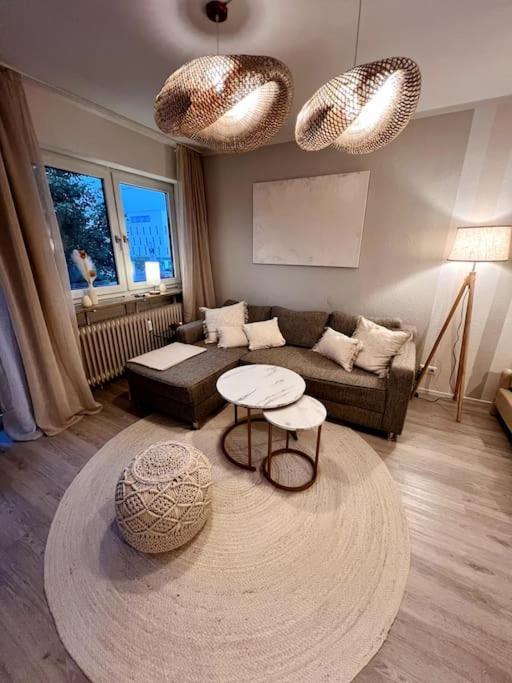 Stylish Studio Apartment With Beautiful Balcony Инголщат Екстериор снимка